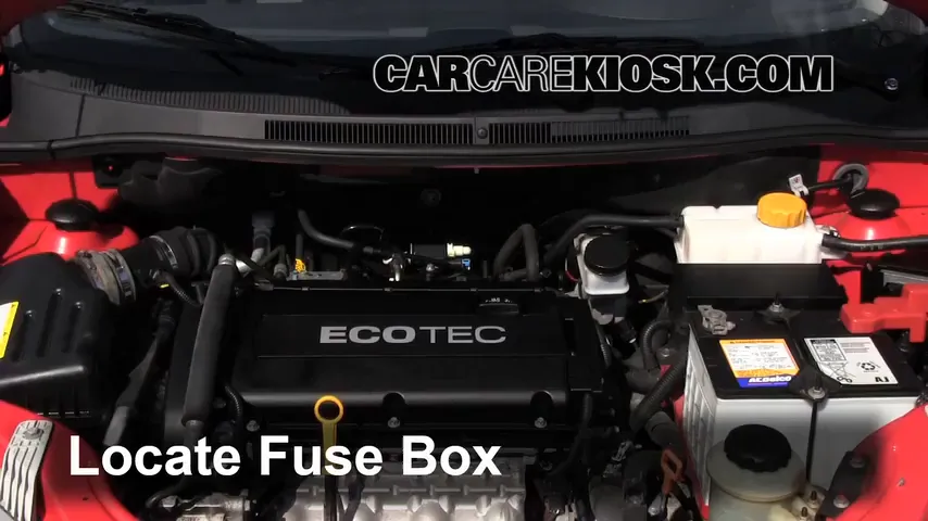 2009 Pontiac G3 1.6L 4 Cyl. Fuse (Engine)